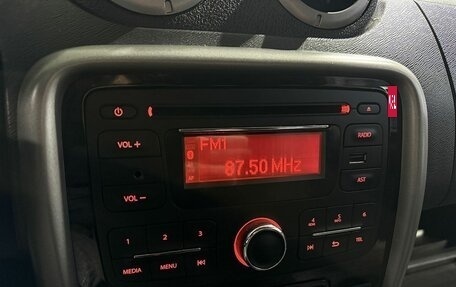 Renault Duster I рестайлинг, 2015 год, 1 099 000 рублей, 13 фотография