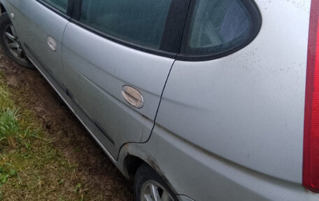 Chevrolet Rezzo, 2008 год, 310 000 рублей, 3 фотография