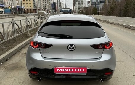 Mazda 3, 2021 год, 1 850 000 рублей, 9 фотография