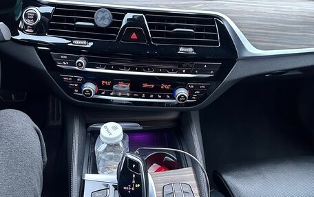 BMW 5 серия, 2019 год, 4 760 000 рублей, 13 фотография