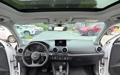 Audi Q2 I, 2021 год, 2 000 000 рублей, 10 фотография