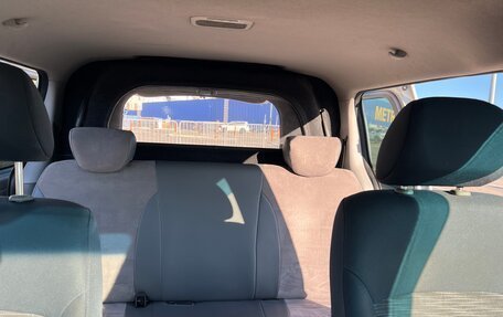 Hyundai H-1 II рестайлинг, 2011 год, 1 800 000 рублей, 16 фотография