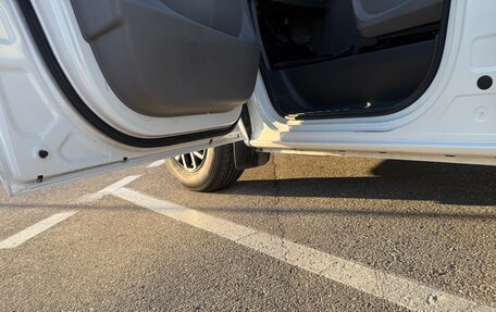 Hyundai H-1 II рестайлинг, 2011 год, 1 800 000 рублей, 9 фотография