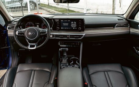 KIA K5, 2021 год, 2 355 000 рублей, 16 фотография