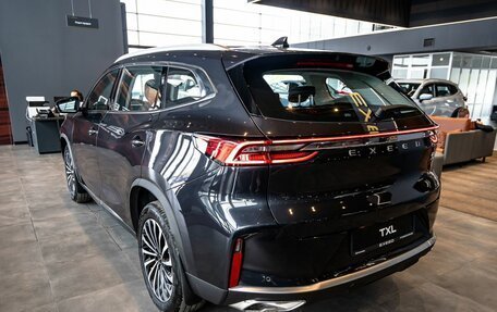 CheryExeed TXL, 2024 год, 4 200 000 рублей, 3 фотография