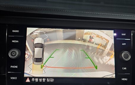 Volkswagen Jetta VII, 2021 год, 1 900 000 рублей, 14 фотография