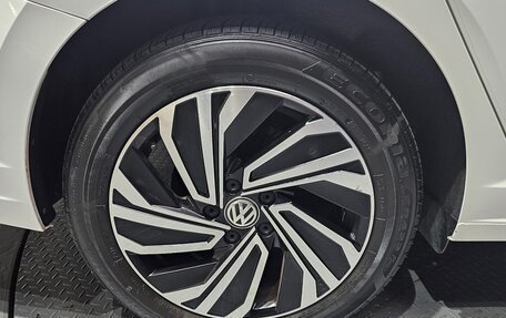 Volkswagen Jetta VII, 2021 год, 1 900 000 рублей, 5 фотография