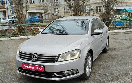 Volkswagen Passat B7, 2011 год, 1 380 000 рублей, 1 фотография