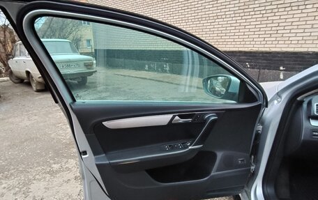 Volkswagen Passat B7, 2011 год, 1 380 000 рублей, 15 фотография