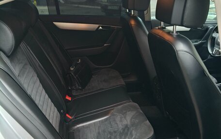 Volkswagen Passat B7, 2011 год, 1 380 000 рублей, 10 фотография