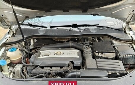 Volkswagen Passat B7, 2011 год, 1 380 000 рублей, 6 фотография