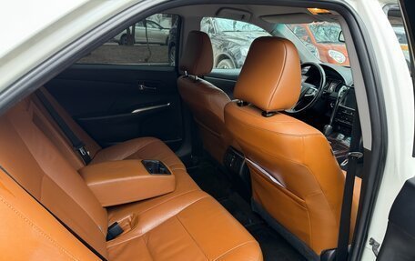 Toyota Camry, 2016 год, 1 600 000 рублей, 10 фотография