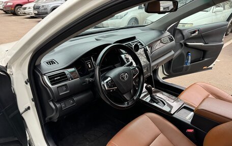 Toyota Camry, 2016 год, 1 600 000 рублей, 8 фотография