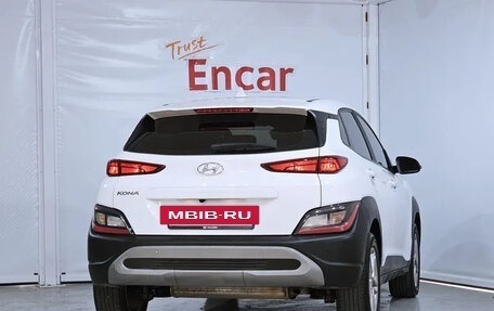 Hyundai Kona I, 2022 год, 1 430 000 рублей, 4 фотография