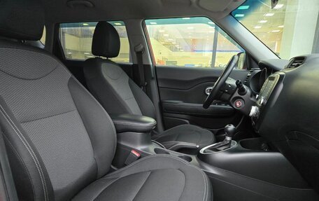 KIA Soul II рестайлинг, 2019 год, 1 860 000 рублей, 10 фотография