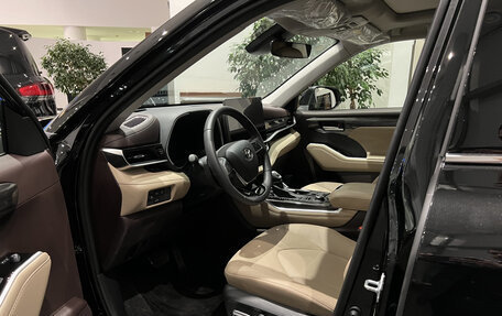 Toyota Highlander, 2025 год, 6 125 000 рублей, 20 фотография