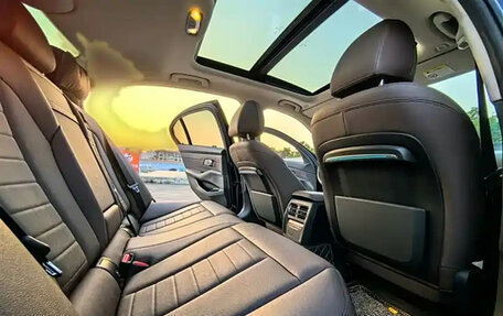 BMW 3 серия, 2022 год, 2 610 999 рублей, 9 фотография