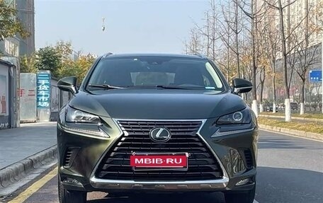 Lexus NX I, 2021 год, 3 865 000 рублей, 2 фотография