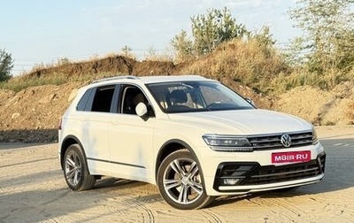 Volkswagen Tiguan II, 2019 год, 2 800 000 рублей, 1 фотография