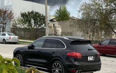 Porsche Cayenne III, 2010 год, 1 799 999 рублей, 2 фотография