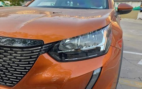 Peugeot 2008 II, 2021 год, 1 022 000 рублей, 2 фотография