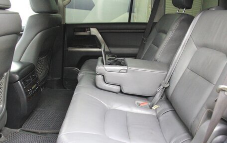 Toyota Land Cruiser 200, 2008 год, 2 451 000 рублей, 30 фотография