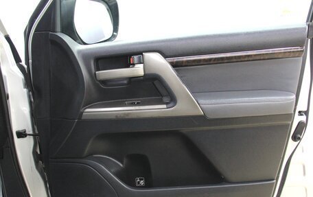 Toyota Land Cruiser 200, 2008 год, 2 451 000 рублей, 35 фотография