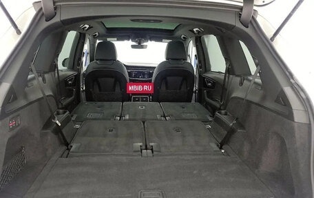 Audi Q7, 2022 год, 9 фотография