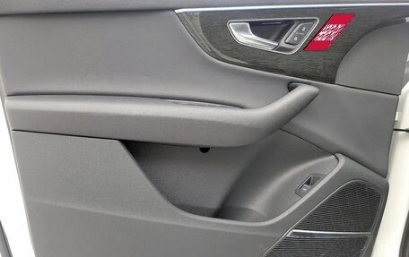 Audi Q7, 2022 год, 21 фотография