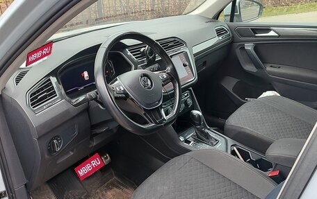 Volkswagen Tiguan II, 2019 год, 2 500 000 рублей, 5 фотография