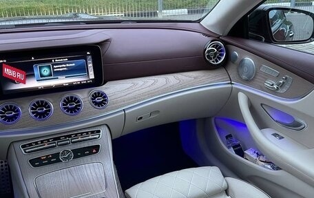 Mercedes-Benz E-Класс AMG, 2018 год, 6 499 000 рублей, 14 фотография