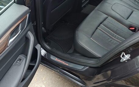 BMW 5 серия, 2018 год, 3 950 000 рублей, 10 фотография