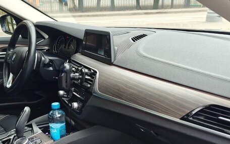 BMW 5 серия, 2018 год, 3 950 000 рублей, 16 фотография