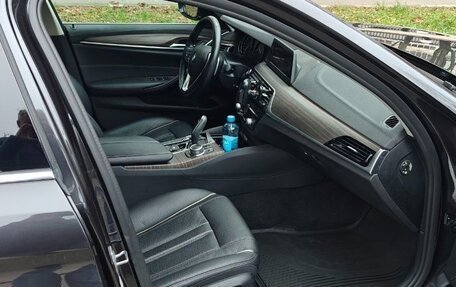 BMW 5 серия, 2018 год, 3 950 000 рублей, 17 фотография