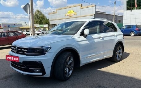 Volkswagen Tiguan II, 2019 год, 2 800 000 рублей, 4 фотография