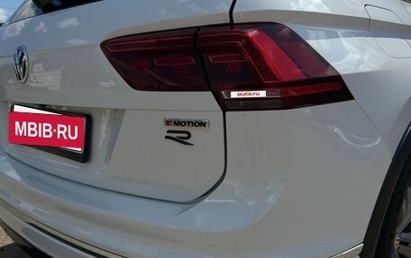 Volkswagen Tiguan II, 2019 год, 2 800 000 рублей, 7 фотография