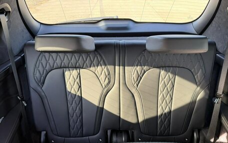 BMW X7, 2025 год, 18 200 000 рублей, 12 фотография