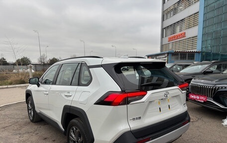 Toyota RAV4, 2025 год, 4 130 000 рублей, 2 фотография