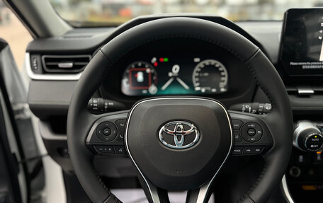 Toyota RAV4, 2025 год, 4 130 000 рублей, 13 фотография