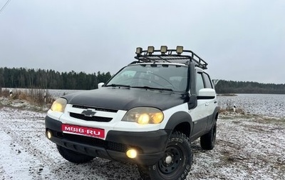 Chevrolet Niva I рестайлинг, 2018 год, 900 000 рублей, 1 фотография