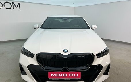 BMW 5 серия, 2025 год, 9 250 000 рублей, 3 фотография