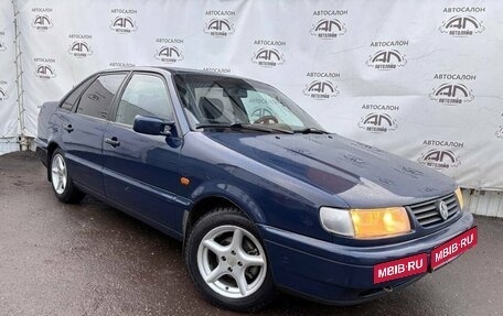 Volkswagen Passat B4, 1994 год, 385 000 рублей, 1 фотография