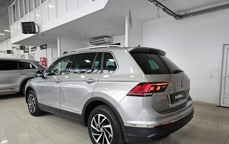 Volkswagen Tiguan II, 2020 год, 2 639 000 рублей, 7 фотография