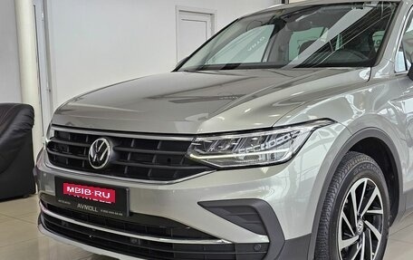 Volkswagen Tiguan II, 2020 год, 2 639 000 рублей, 3 фотография