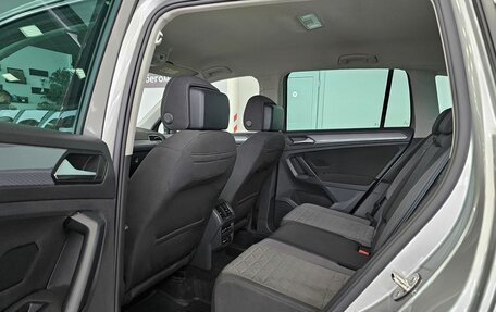 Volkswagen Tiguan II, 2020 год, 2 639 000 рублей, 16 фотография