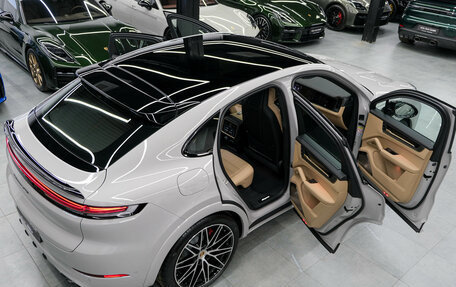 Porsche Cayenne III, 2025 год, 25 286 700 рублей, 7 фотография