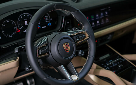Porsche Cayenne III, 2025 год, 25 286 700 рублей, 17 фотография
