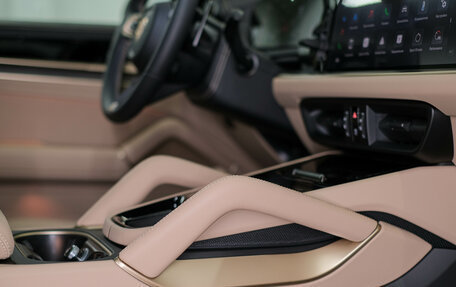 Porsche Cayenne III, 2025 год, 25 286 700 рублей, 31 фотография