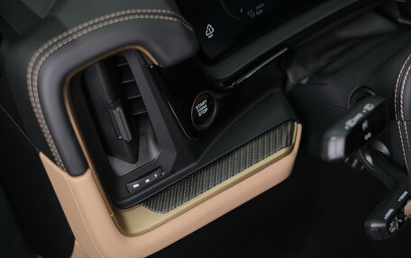 Porsche Cayenne III, 2025 год, 25 286 700 рублей, 22 фотография