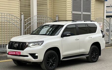 Toyota Land Cruiser Prado 150 рестайлинг 2, 2020 год, 6 700 000 рублей, 6 фотография